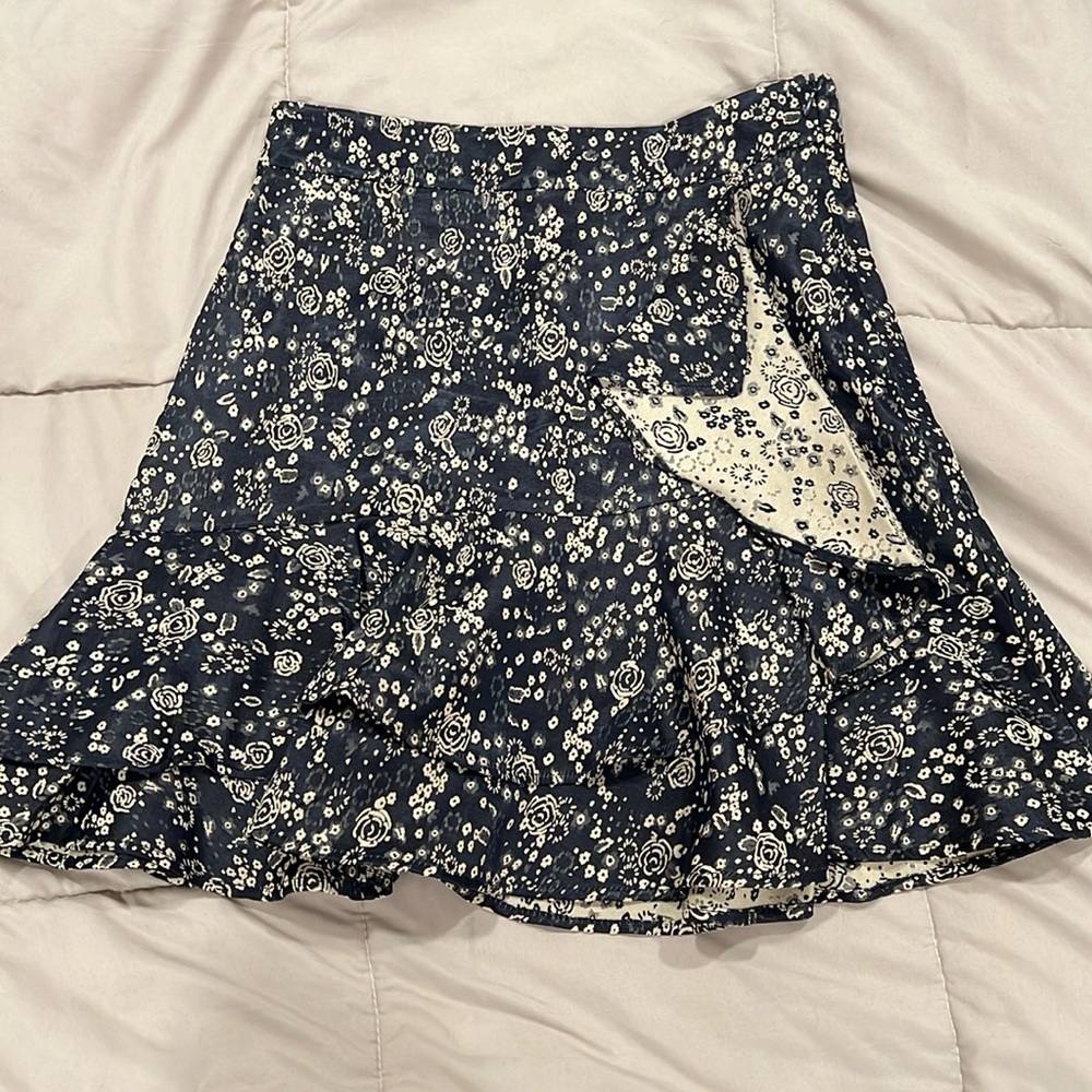 Zara Basic Ruffle Skirt